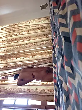 Snapshot of desir3dlund chatting on September 11, 2025, 1:16 am desir3dlund online show from September 11, 2025, 1:16 am