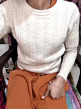 Snapshot of Cute_Manju01 chatting on December 22, 2025, 3:28 am Cute Manju01 online show from December 22, 2025, 3:28 am