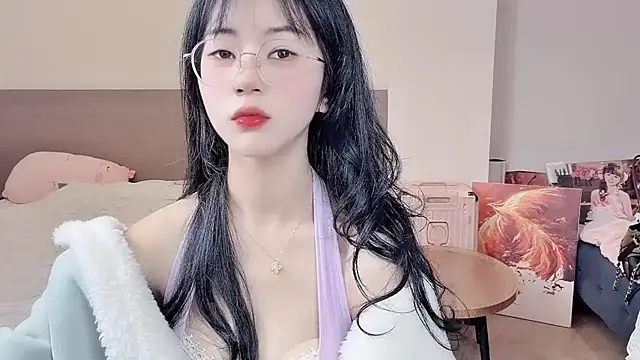 Snapshot of nini_a chatting on February 11, 2026, 11:43 am nini a online show from February 11, 2026, 11:43 am