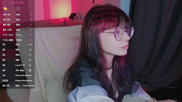 Misa Perfect online show from September 30, 2025, 12:11 pm