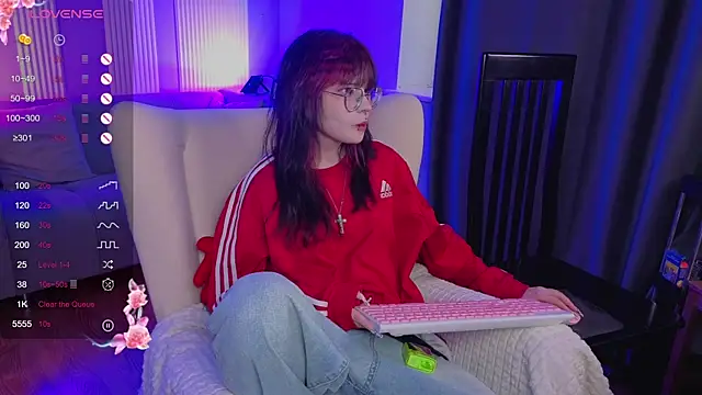 Misa Perfect online show from October 8, 2025, 11:56 am