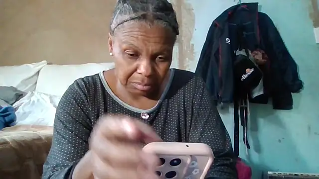 Snapshot of Nicky52 chatting on February 27, 2026, 5:07 am Nicky52 online show from February 27, 2026, 5:07 am