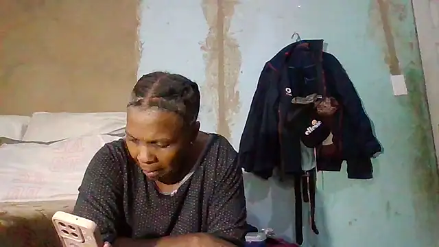 Snapshot of Nicky52 chatting on February 25, 2026, 4:23 am Nicky52 online show from February 25, 2026, 4:23 am