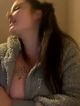 LollyLove  online show from January 5, 2026, 9:07 pm