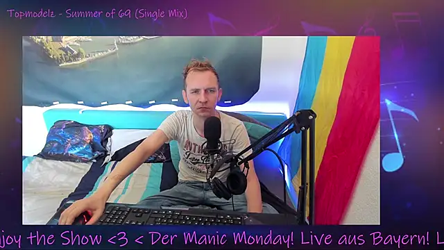 Snapshot of DaveLindau chatting on September 15, 2025, 3:12 pm DaveLindau online show from September 15, 2025, 3:12 pm