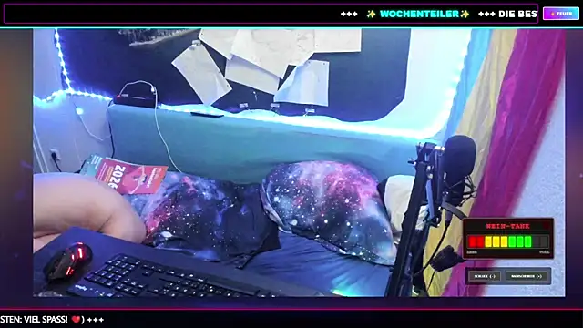 Snapshot of DaveLindau chatting on January 14, 2026, 6:11 pm DaveLindau online show from January 14, 2026, 6:11 pm