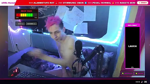 Snapshot of DaveLindau chatting on January 12, 2026, 7:42 pm DaveLindau online show from January 12, 2026, 7:42 pm