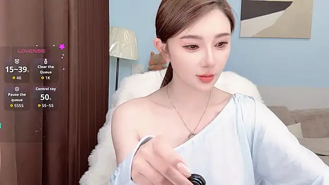 Snapshot of ViViennepp chatting on February 11, 2026, 3:01 pm ViViennepp online show from February 11, 2026, 3:01 pm