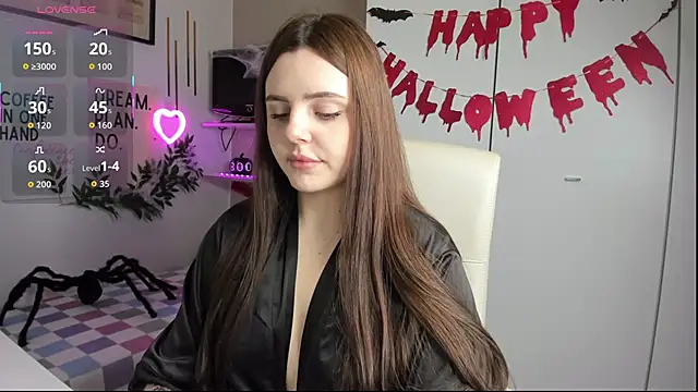 LiaWoow online show from October 25, 2025, 6:45 am