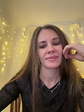 LucieMack online show from February 20, 2026, 5:15 pm