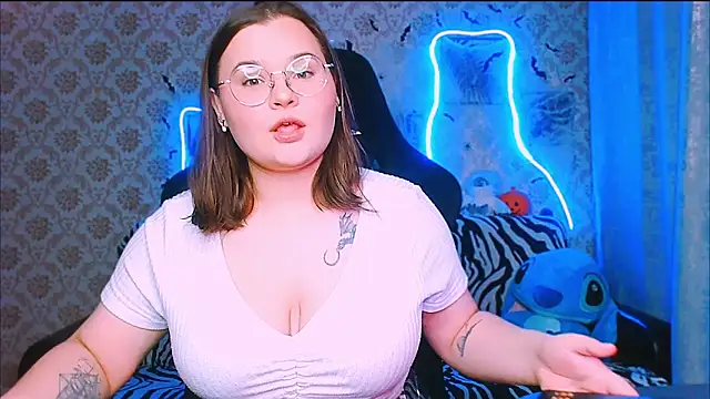 InLoveWithLife26 online show from October 30, 2025, 7:22 pm