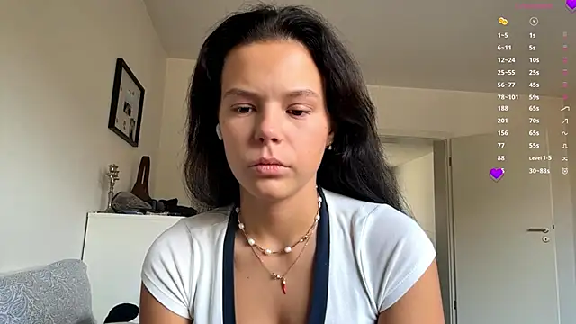 Snapshot of MaydaCornwall chatting on November 8, 2025, 9:02 am MaydaCornwall online show from November 8, 2025, 9:02 am