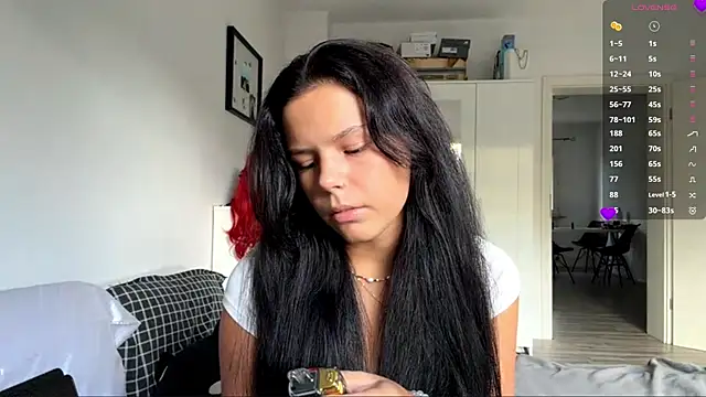 Snapshot of MaydaCornwall chatting on October 26, 2025, 3:12 pm MaydaCornwall online show from October 26, 2025, 3:12 pm