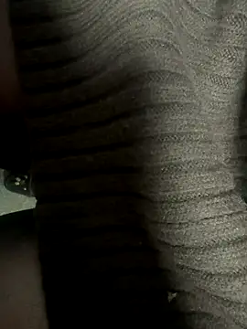 HiddenHoneyLDN online show from September 18, 2025, 2:20 pm