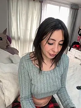 Savannah Monroe online show from September 14, 2025, 4:51 pm