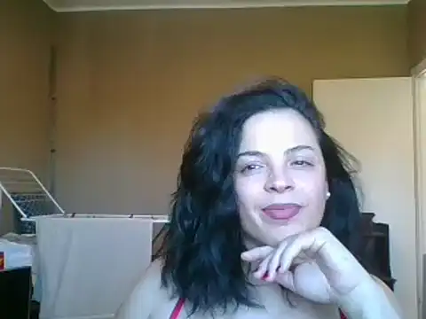 Snapshot of ITALIANASISIXX chatting on April 25, 2026, 3:09 pm ITALIANASISIXX online show from April 25, 2026, 3:09 pm