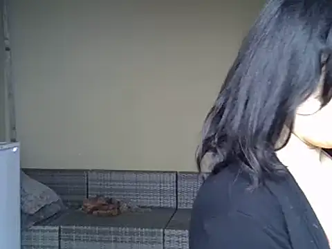 ITALIANASISIXX online show from February 4, 2026, 12:55 pm