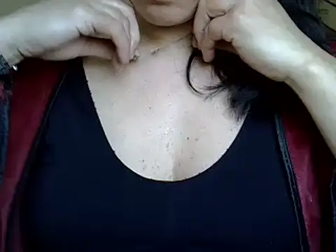 Snapshot of ITALIANASISIXX chatting on March 24, 2026, 9:53 am ITALIANASISIXX online show from March 24, 2026, 9:53 am