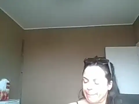 Snapshot of ITALIANASISIXX chatting on March 18, 2026, 11:57 am ITALIANASISIXX online show from March 18, 2026, 11:57 am