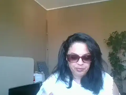 Snapshot of ITALIANASISIXX chatting on April 9, 2026, 12:22 pm ITALIANASISIXX online show from April 9, 2026, 12:22 pm