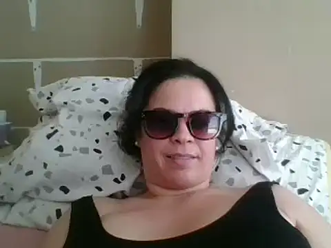 Snapshot of ITALIANASISIXX chatting on April 30, 2026, 2:13 pm ITALIANASISIXX online show from April 30, 2026, 2:13 pm