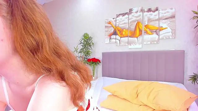 Camilla Kelly online show from May 17, 2026, 1:05 am