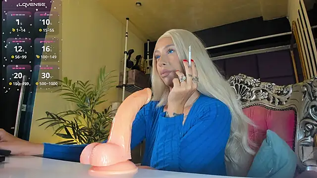 spicyxmilf online show from June 21, 2026, 4:07 am