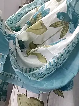 Snapshot of Ruhi_07 chatting on April 6, 2026, 3:57 am Ruhi 07 online show from April 6, 2026, 3:57 am