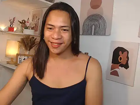 Snapshot of Ursexy_ngaw chatting on October 19, 2025, 8:00 pm Ursexy ngaw online show from October 19, 2025, 8:00 pm