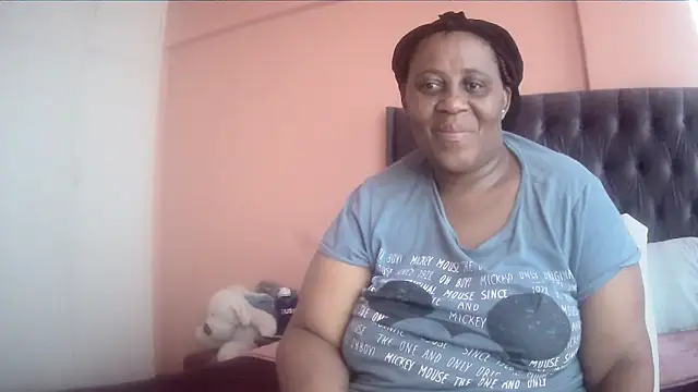 Snapshot of HUGEASSXXXXX chatting on March 28, 2026, 5:41 am HUGEASSXXXXX online show from March 28, 2026, 5:41 am