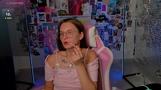 Snapshot of Maryyy_May chatting on September 10, 2025, 6:07 pm Maryyy May online show from September 10, 2025, 6:07 pm