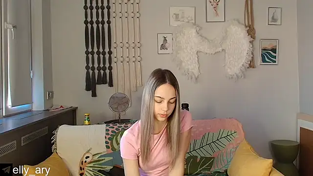 daddyonlyloveme online show from December 13, 2025, 9:21 pm