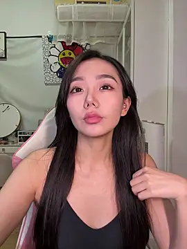 jiajia L online show from October 23, 2025, 2:27 pm