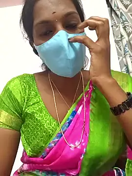 Snapshot of Honey_rosetamil chatting on January 9, 2026, 1:29 pm Honey rosetamil online show from January 9, 2026, 1:29 pm