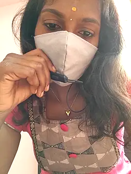 Snapshot of Honey_rosetamil chatting on March 1, 2026, 8:47 am Honey rosetamil online show from March 1, 2026, 8:47 am