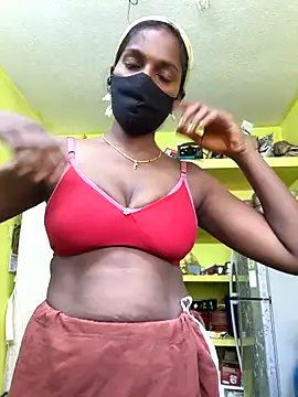 Snapshot of Honey_rosetamil chatting on April 10, 2026, 5:25 am Honey rosetamil online show from April 10, 2026, 5:25 am