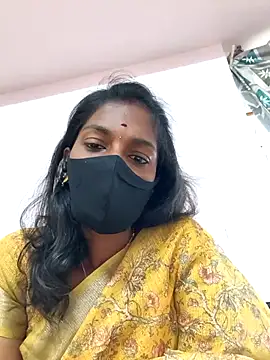 Snapshot of Honey_rosetamil chatting on February 6, 2026, 2:07 am Honey rosetamil online show from February 6, 2026, 2:07 am