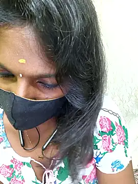 Snapshot of Honey_rosetamil chatting on May 24, 2026, 12:16 pm Honey rosetamil online show from May 24, 2026, 12:16 pm