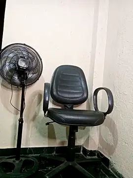 Snapshot of indiazinhabella27 chatting on October 1, 2025, 4:39 am indiazinhabella27 online show from October 1, 2025, 4:39 am