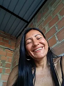 Snapshot of maturexxxnaughty chatting on December 5, 2025, 11:42 am maturexxxnaughty online show from December 5, 2025, 11:42 am