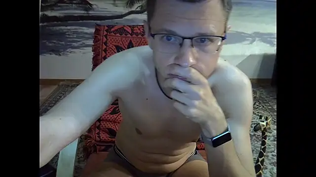 Snapshot of BehindBlueEyesss chatting on October 11, 2025, 7:15 pm BehindBlueEyesss online show from October 11, 2025, 7:15 pm