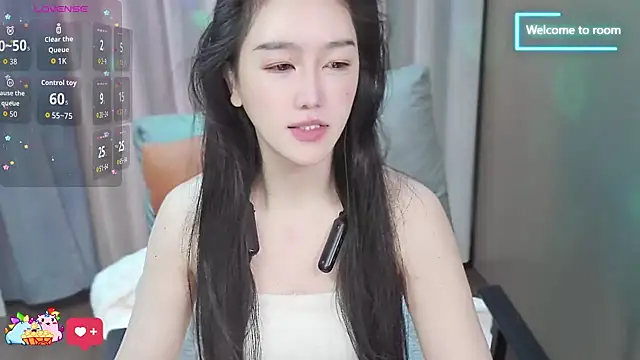 LINLIN-2025 online show from December 1, 2025, 2:07 pm