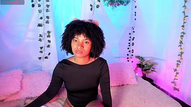 Lolalewis777 online show from February 7, 2026, 10:29 pm