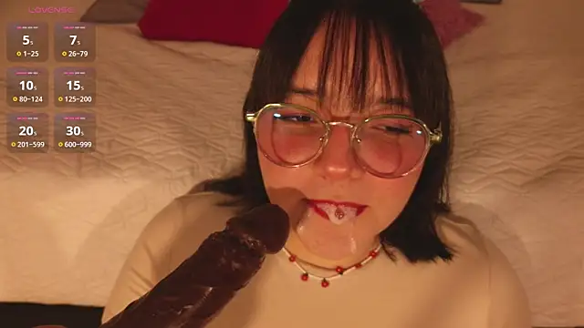 Gaby99  online show from November 23, 2025, 10:03 am