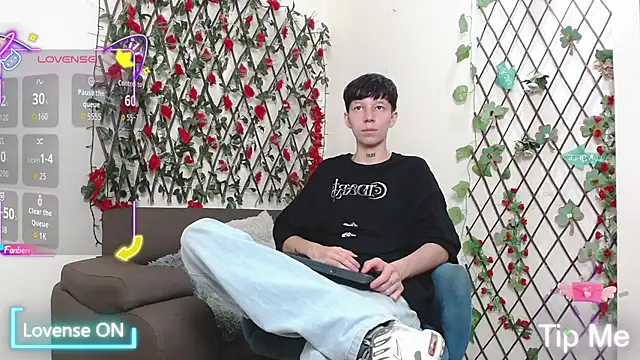 LiamBrown09 online show from March 23, 2026, 7:25 pm