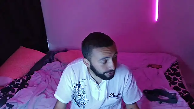 annaandgray online show from September 17, 2025, 2:52 pm