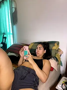 Snapshot of jessens144 chatting on October 16, 2025, 6:05 pm jessens144 online show from October 16, 2025, 6:05 pm