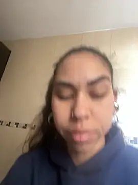 Snapshot of jessens144 chatting on September 24, 2025, 5:08 pm jessens144 online show from September 24, 2025, 5:08 pm