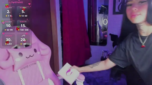 Snapshot of babee_04 chatting on September 23, 2025, 7:21 pm babee 04 online show from September 23, 2025, 7:21 pm