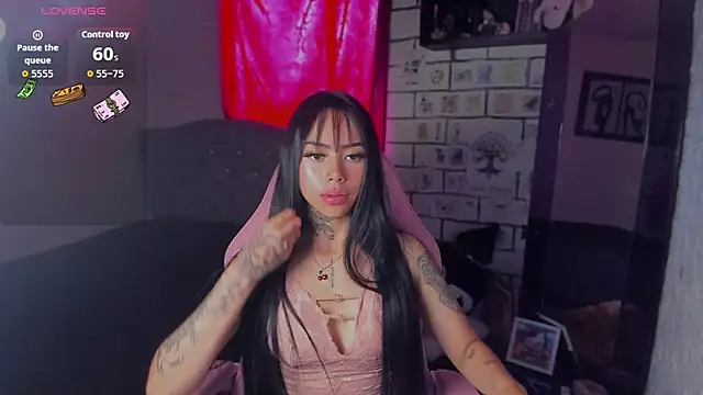 Snapshot of babee_04 chatting on October 8, 2025, 9:04 pm babee 04 online show from October 8, 2025, 9:04 pm